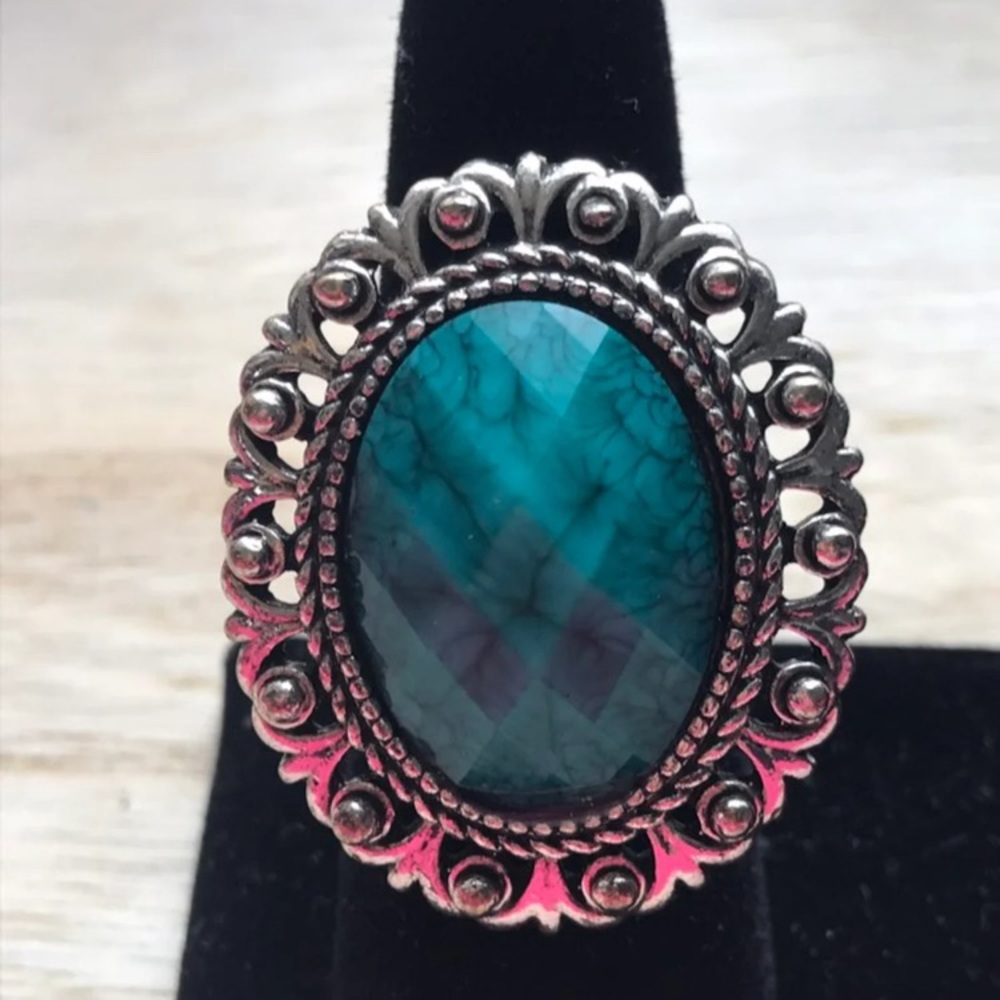 Beautiful Jade Colored Ring